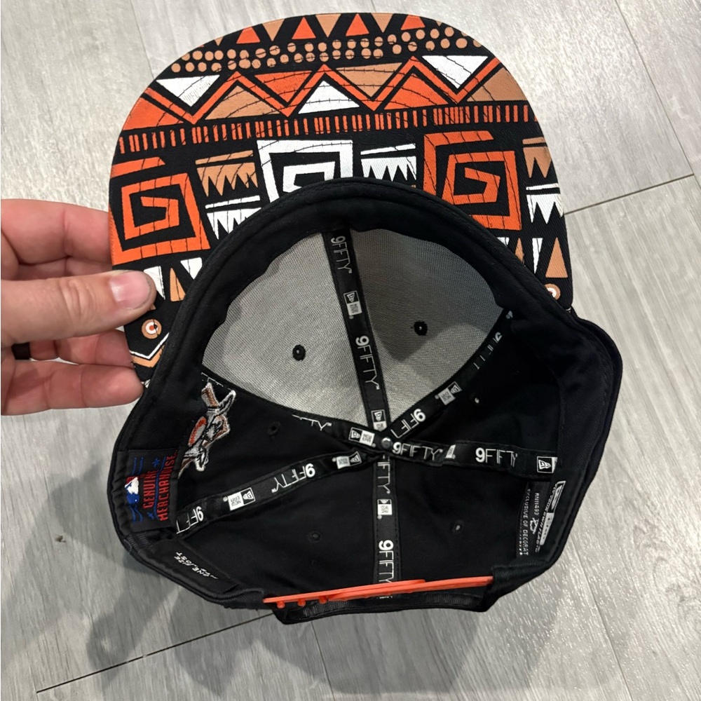 New Era 9Fifty San Fransisco Giants SF Snap Back Baseball Cap Hat MLB Genuine